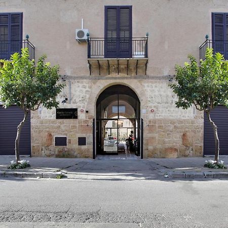 B&B Palazzo Corselli บาเกเรีย ภายนอก รูปภาพ
